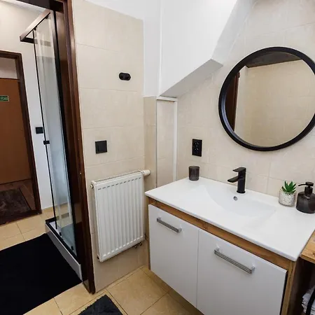 Apartmán Spaya Jacuzzi Centrum - With Cinema & Private Parking
