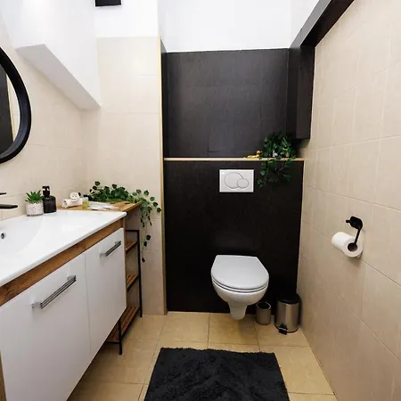 Apartmán Spaya Jacuzzi Centrum - With Cinema & Private Parking